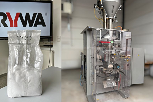 Rovema VPX 320 with SDX packaging cement powder in 2–5 kg bags for German customer