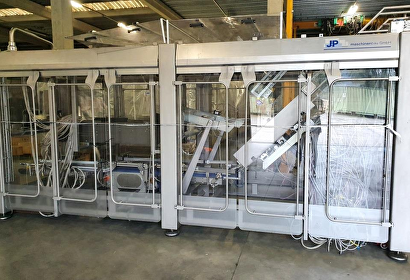 J+P casepacker KVKF 400, 2017