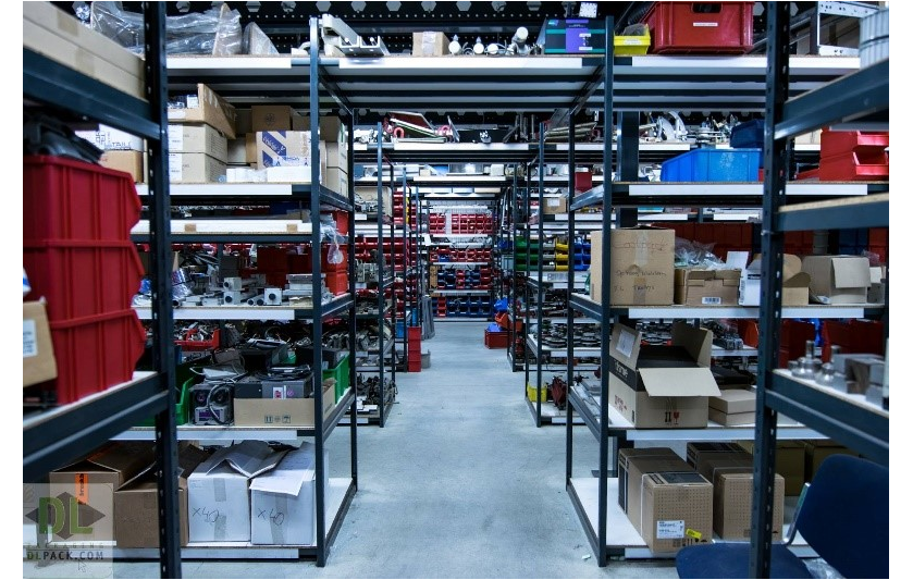 Our well-equipped warehouse holds over 20,000 machine parts!